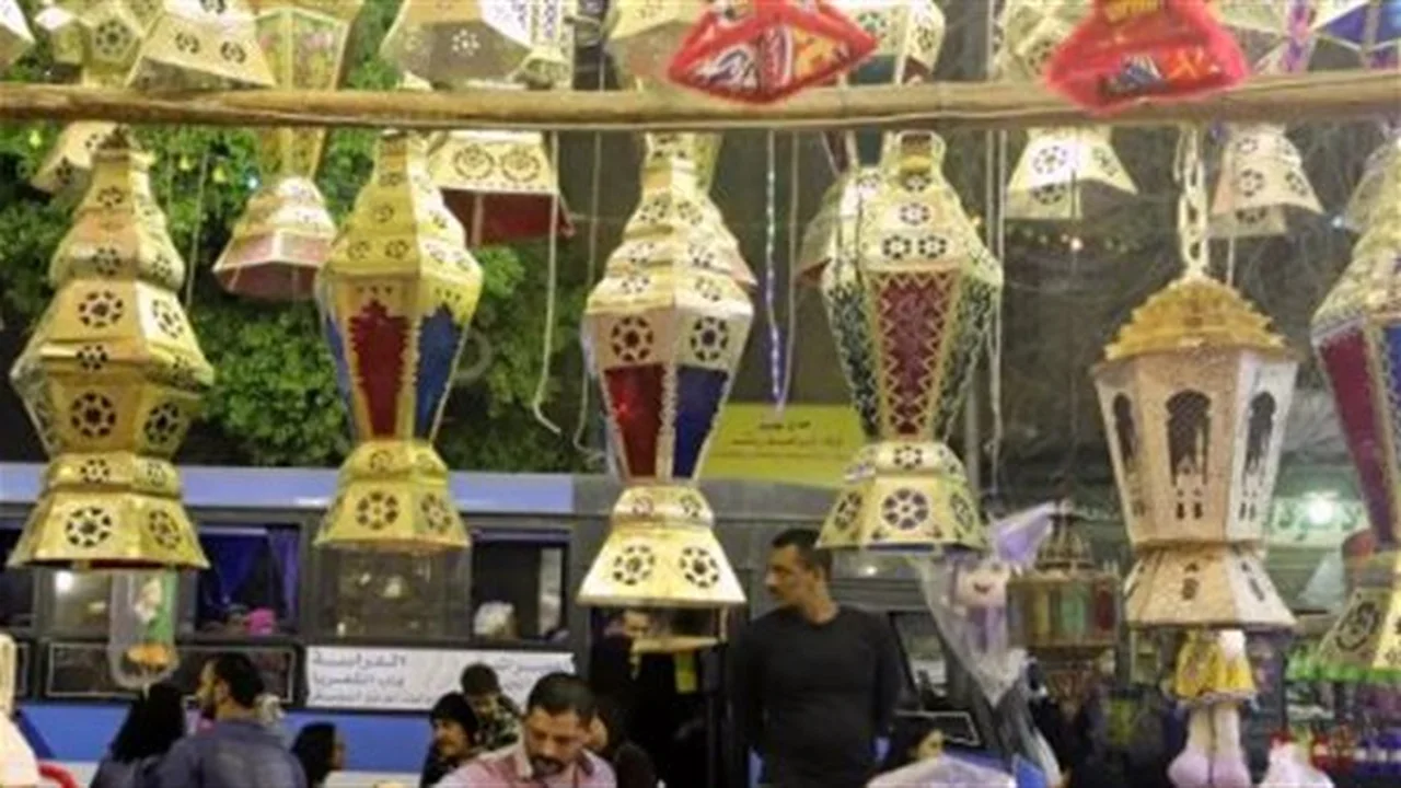 أسرار عام 1943.. كواليس تسجيل أغنية رمضان جانا وكيف استقبلها المصريون عبر الراديو؟